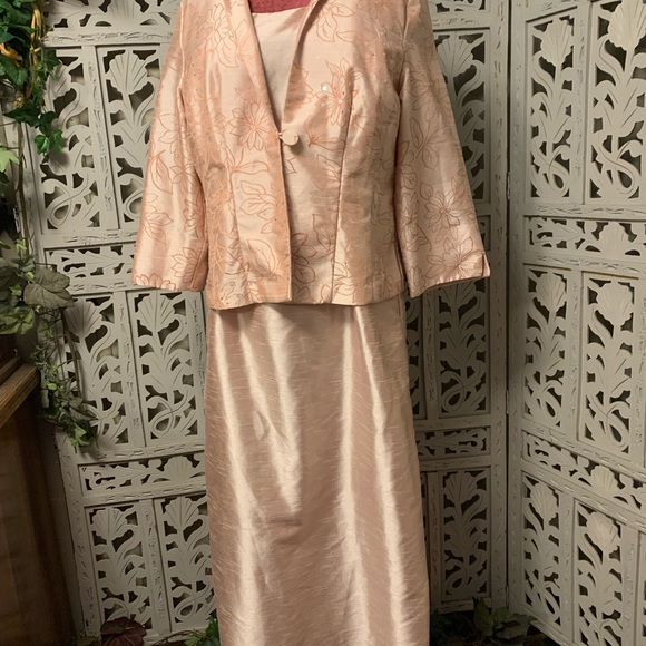 PLUS PRETTY PEARLY PINK DRESS & JACKET FORMAL SET - Picture 2 of 13